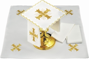 Komplet haftowanej bielizny kielichowej 062