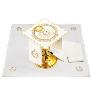 Bielizna kielichowa haftowana - komplet 079