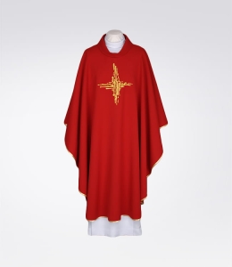 Ornat zdobiony nowoczesnym haftem - czerwony