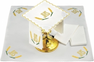 Bielizna kielichowa haftowana komplet 001