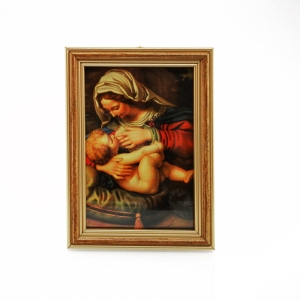 OBRAZEK MATKI BOSKIEJ KARMIĄCEJ W DREWNIANEJ RAMCE ZA SZKŁEM